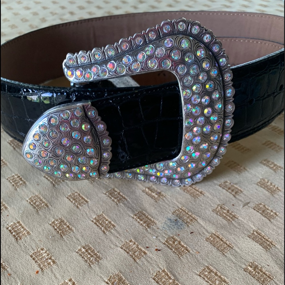 NWT Tony Lama embellished leather belt. Size 36